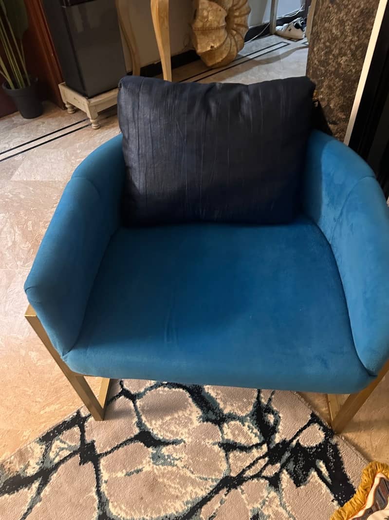 BLUE CHAIRS 1