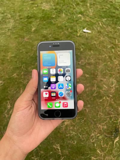 Apple iPhone 7