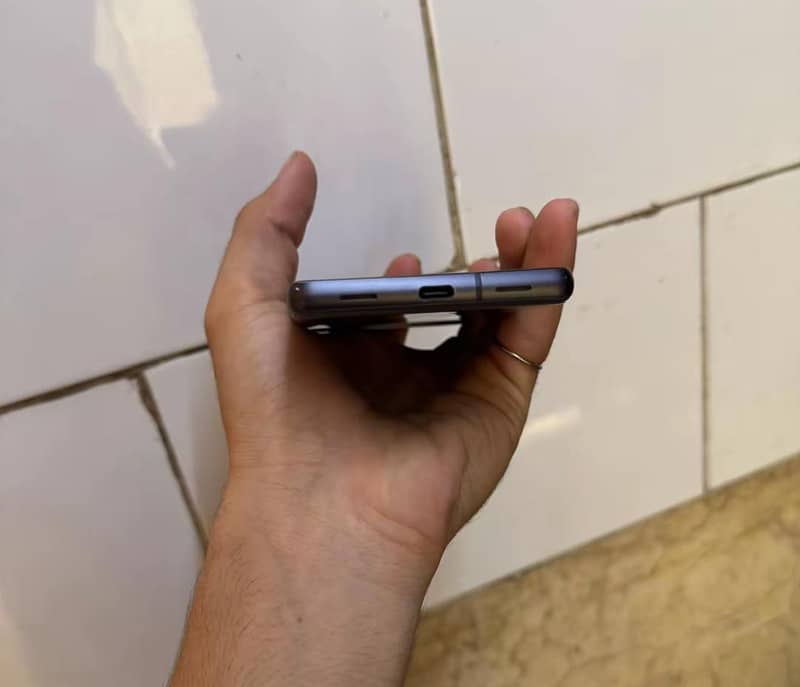 Google Pixel 7a 3