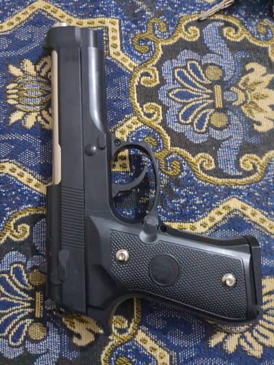 Sirf 5 days phili hi kharidi Baki box pack hi aur ammo bhi hi