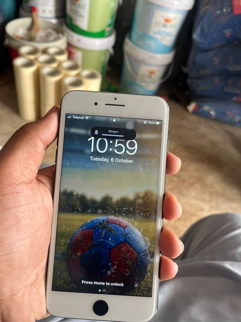 Apple iPhone 7 Plus 7