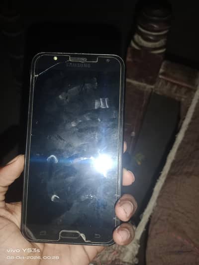 3 32 hai condition sahi hai  03135612232 exchange bhi kar skte h