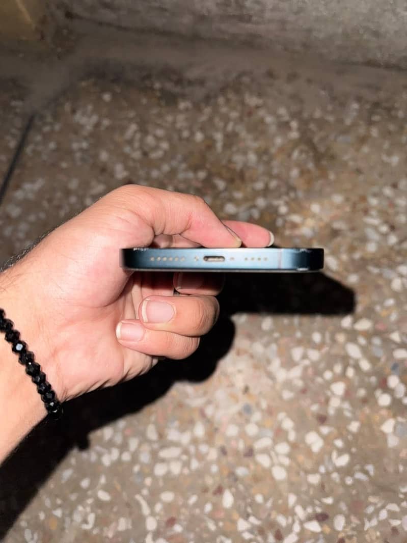 Apple iPhone 14 plus 3