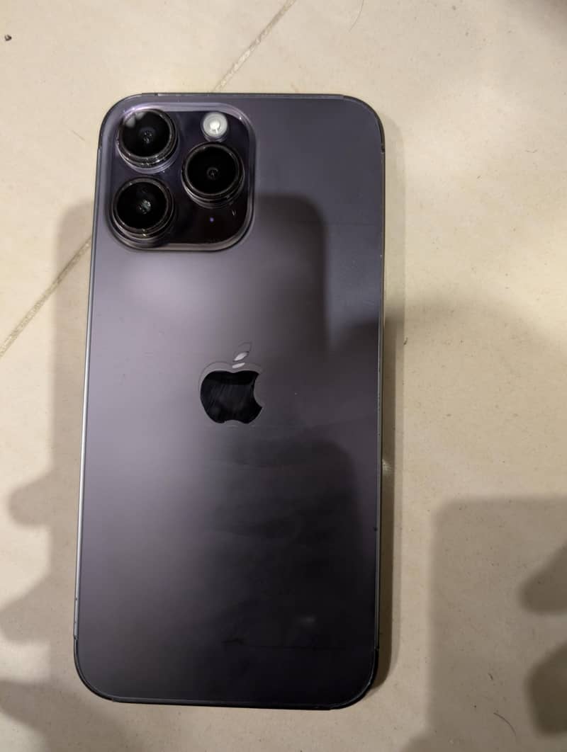 Apple iPhone 14 Pro Max 0