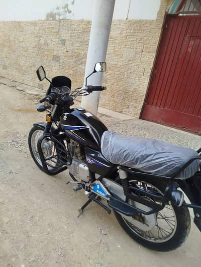 Suzuki GS 2013#0/3/1/7/0/0/2/4/6/2/9