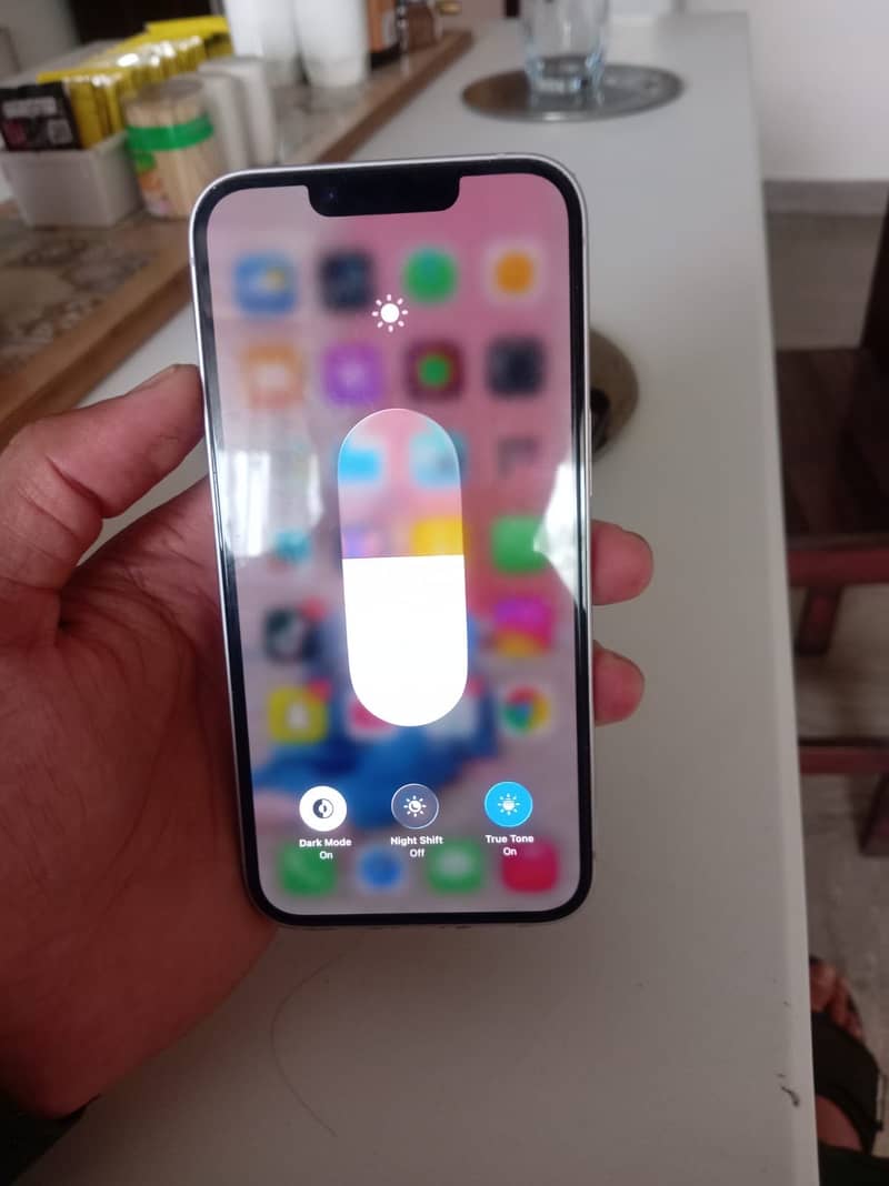 Apple iPhone 14 6