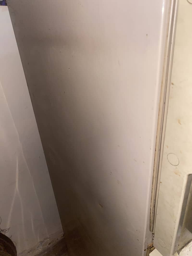 Dawlance fridge 7