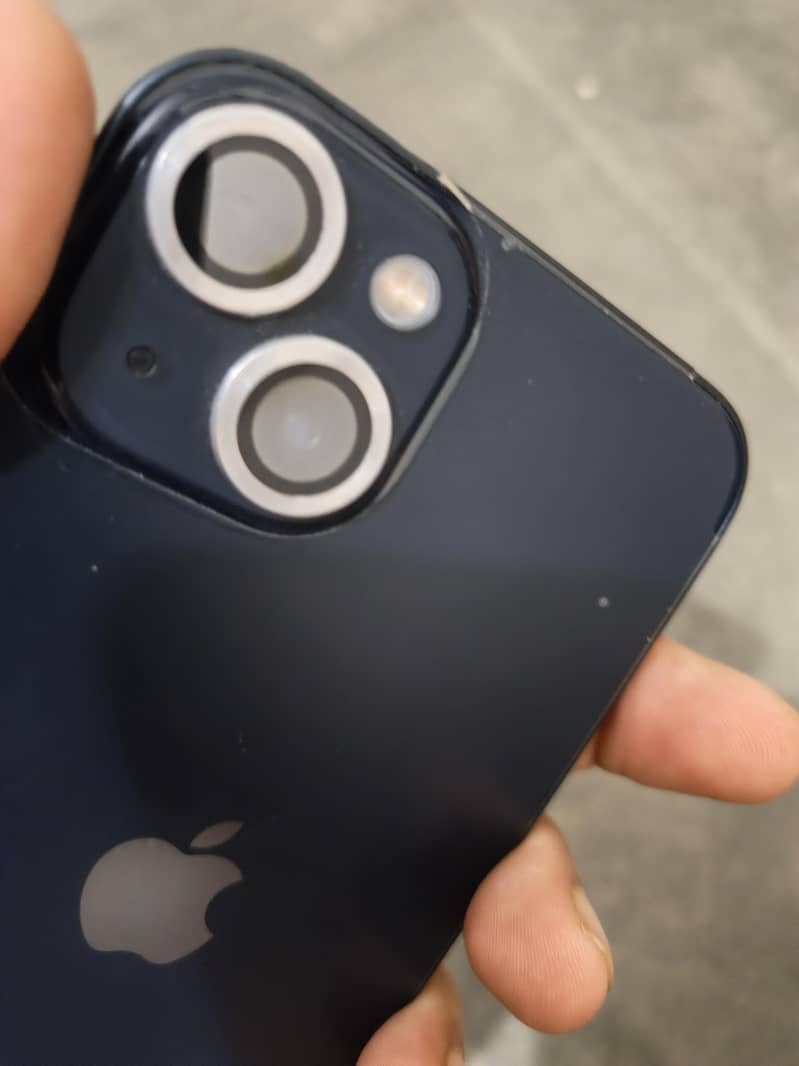 Apple iPhone 13 1
