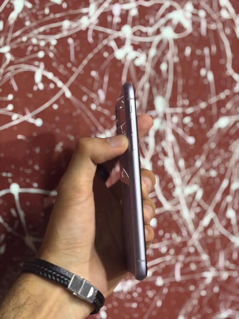 Apple iPhone 11 1