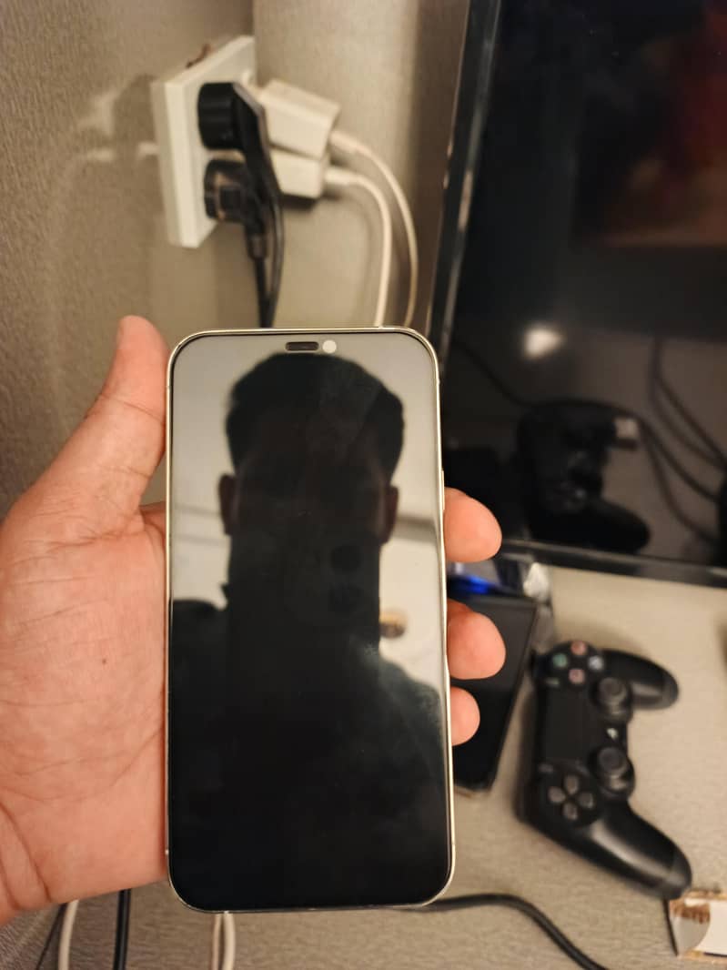 Apple iPhone 12 Pro 3