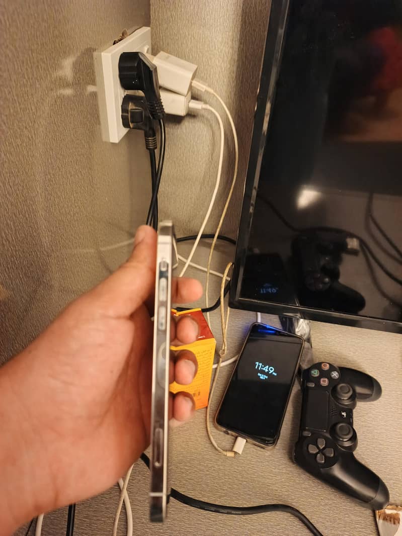 Apple iPhone 12 Pro 4