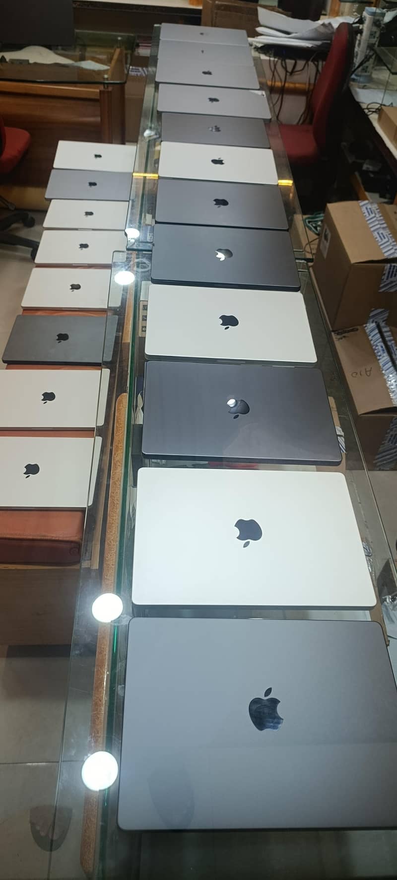 Apple MacBook M1, M2, 3