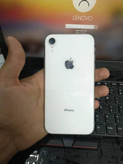 Apple iPhone XR