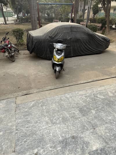 Bht achi halet mein hai