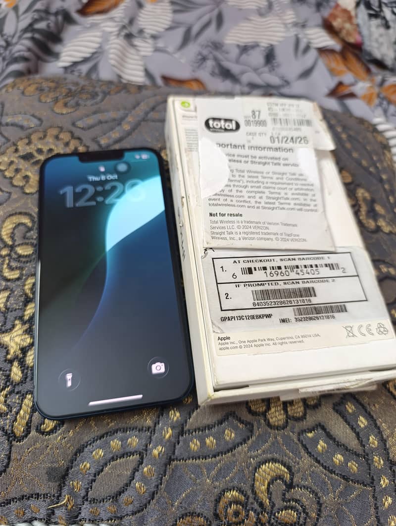 Apple iPhone 13 2