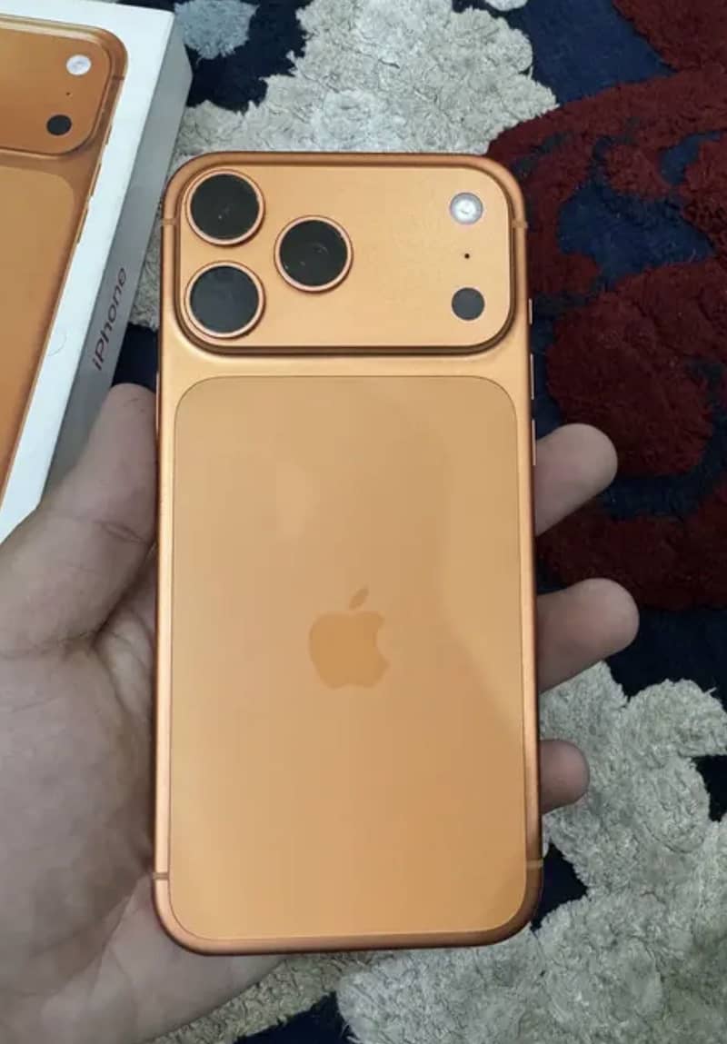 Apple iPhone 17 Pro Max 2