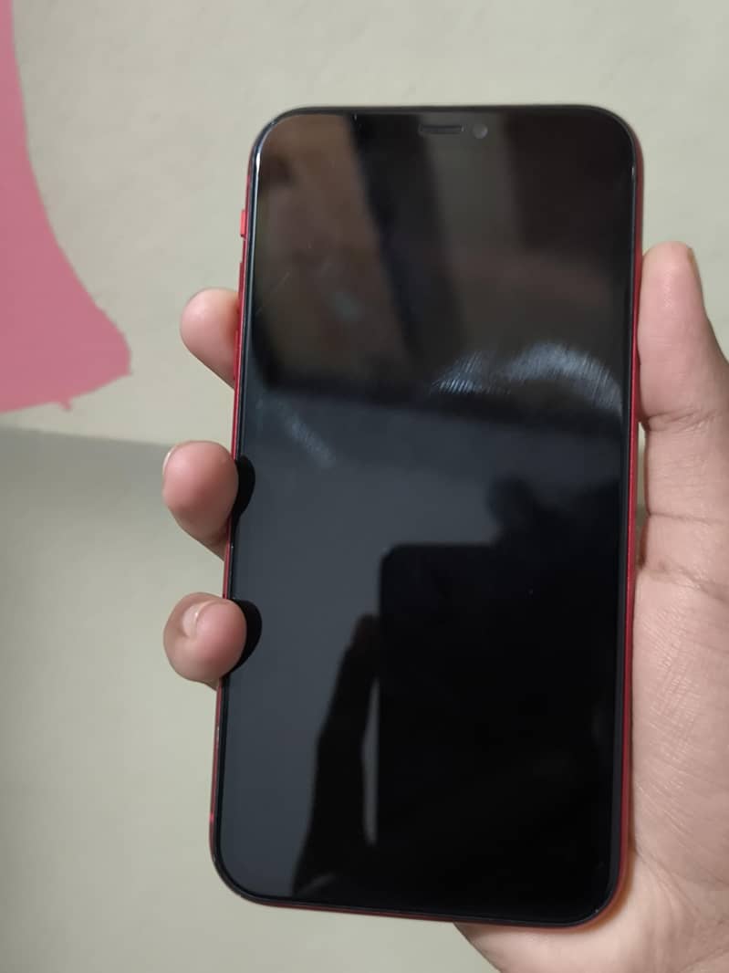 Apple iPhone 11 3