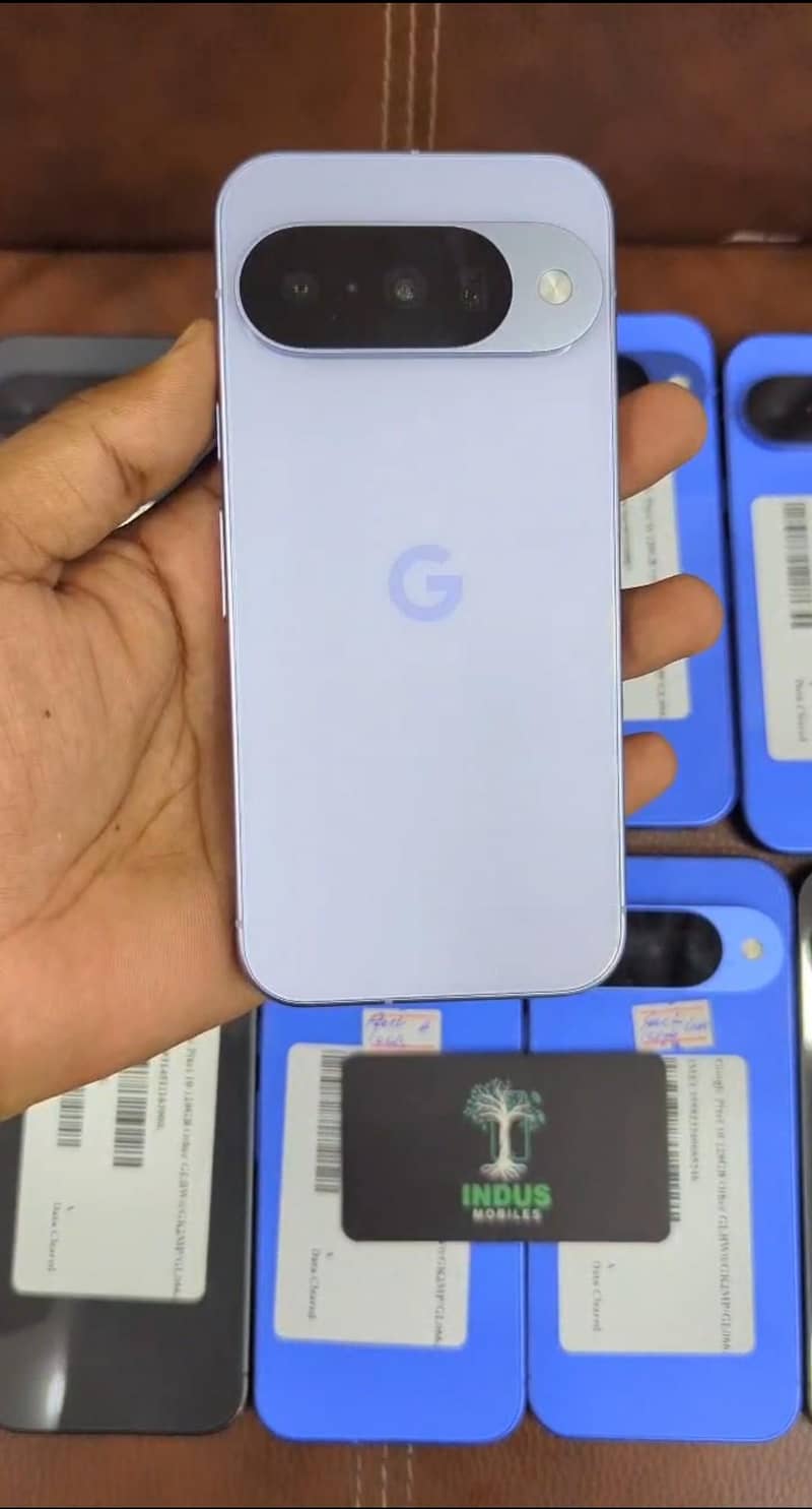 Google Pixel 10 3