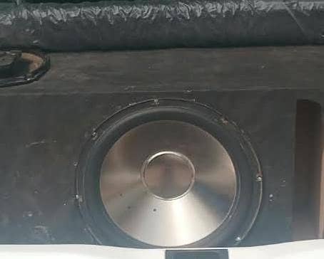 amplifier and woofer 1