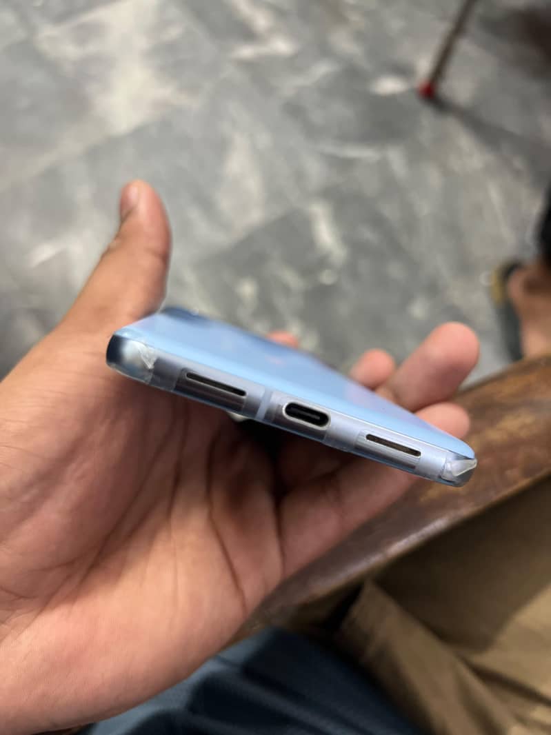 Google Pixel 8 Pro 7