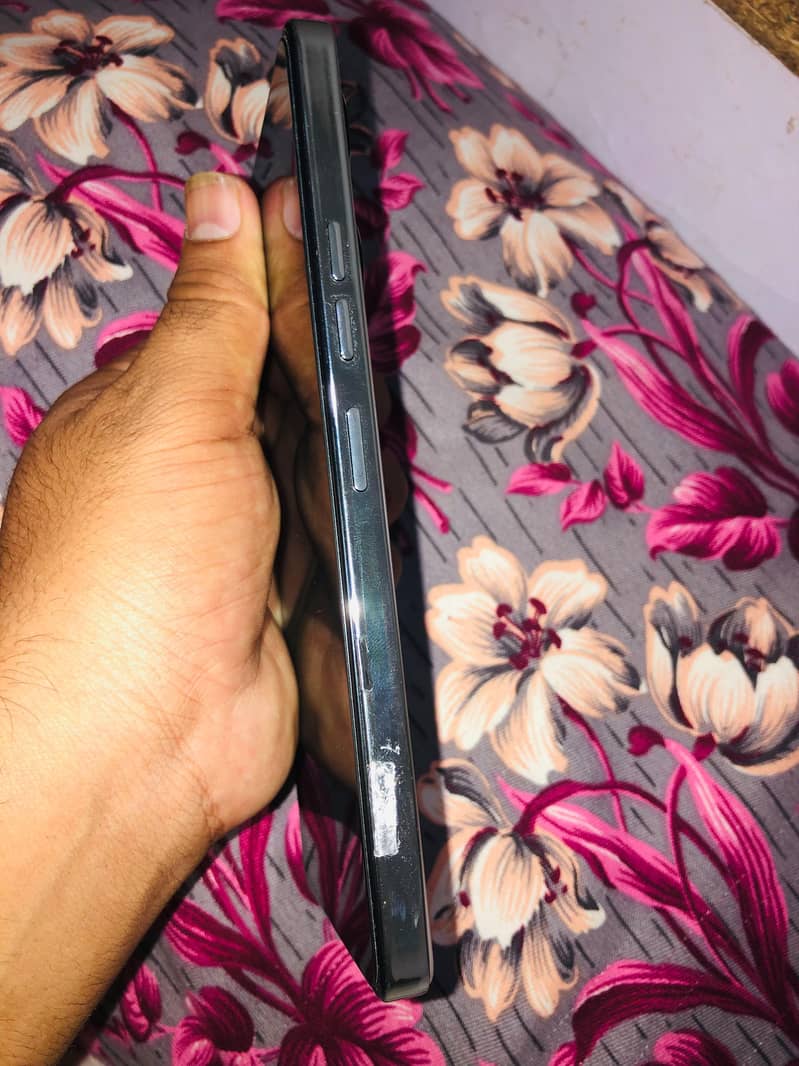 Tecno CAMON 20 2