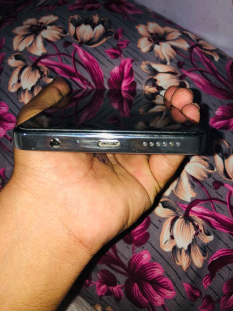 Tecno CAMON 20 3