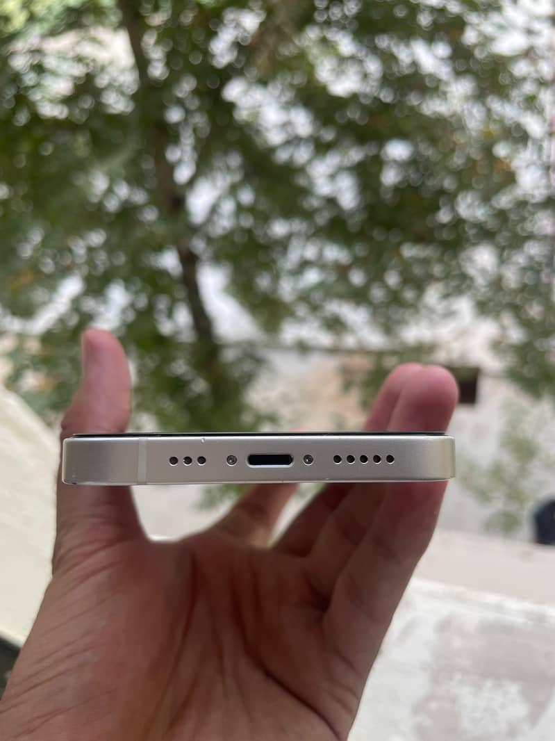 Apple iPhone 14 jv 3