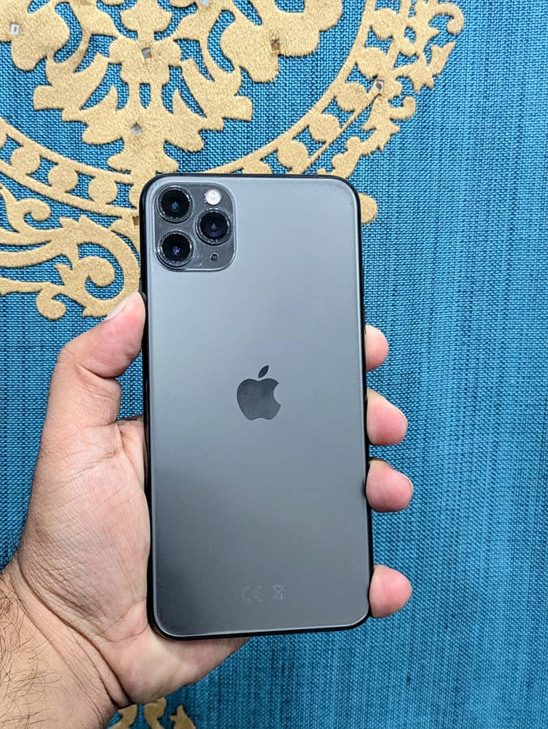 Apple iPhone 11 Pro Max 0