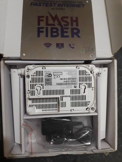 PTCL FLASH FIBRE ROUTER