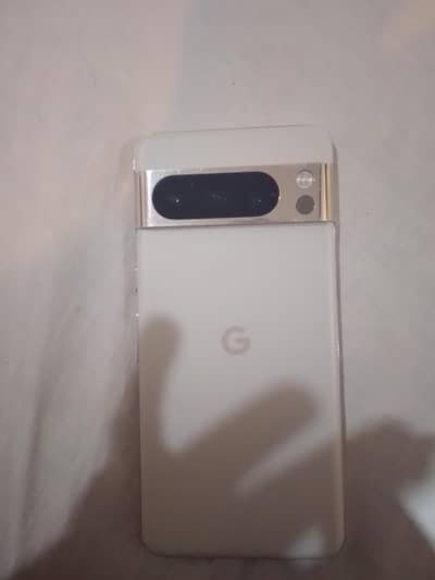 Google Pixel 8 Pro screen damaged