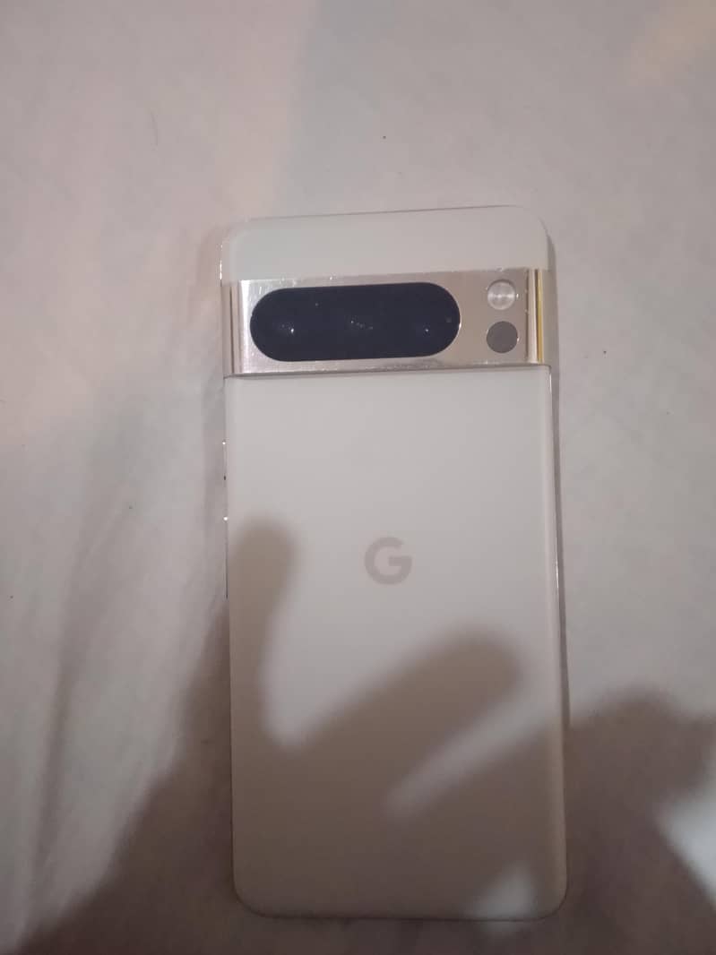 Google Pixel 8 Pro screen damaged 0