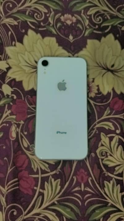 Apple iPhone XR