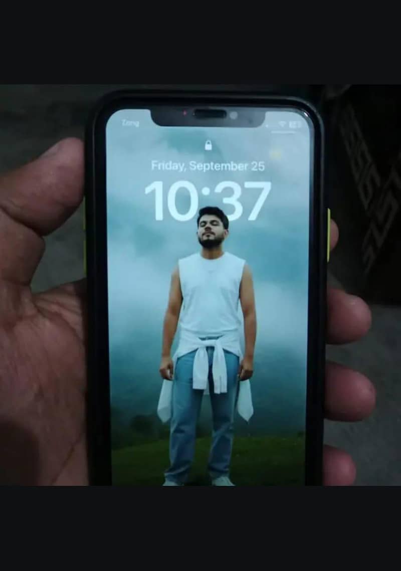 Apple iPhone XS 3