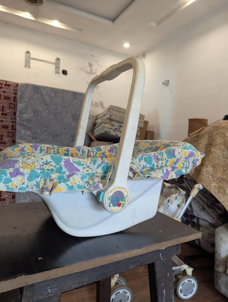 baby cot 1