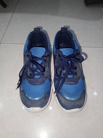 Blue shoes for boys | size number 3 from style