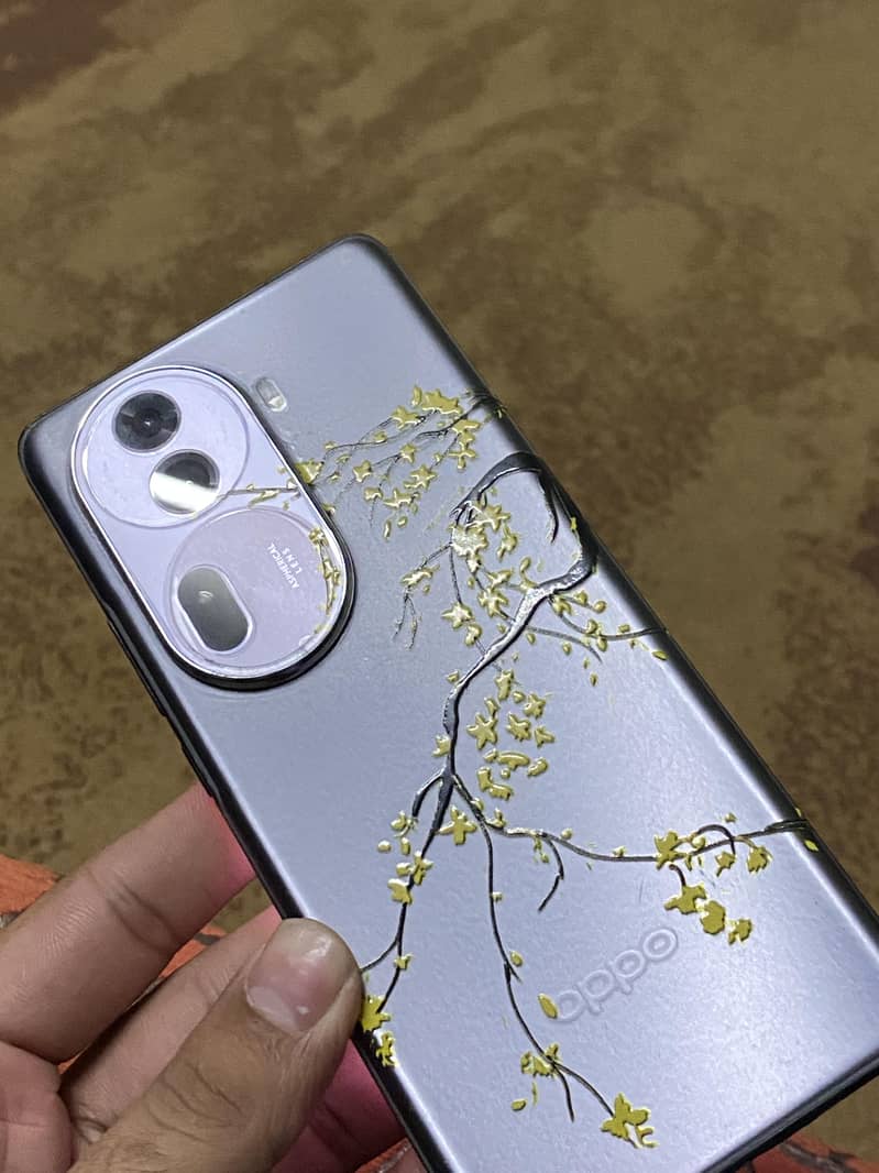 OPPO Reno11 1
