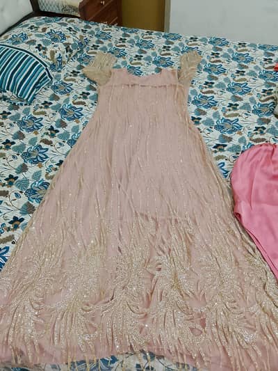 maxi new hai 1 bar b use nh hui bilkul ok condition h
