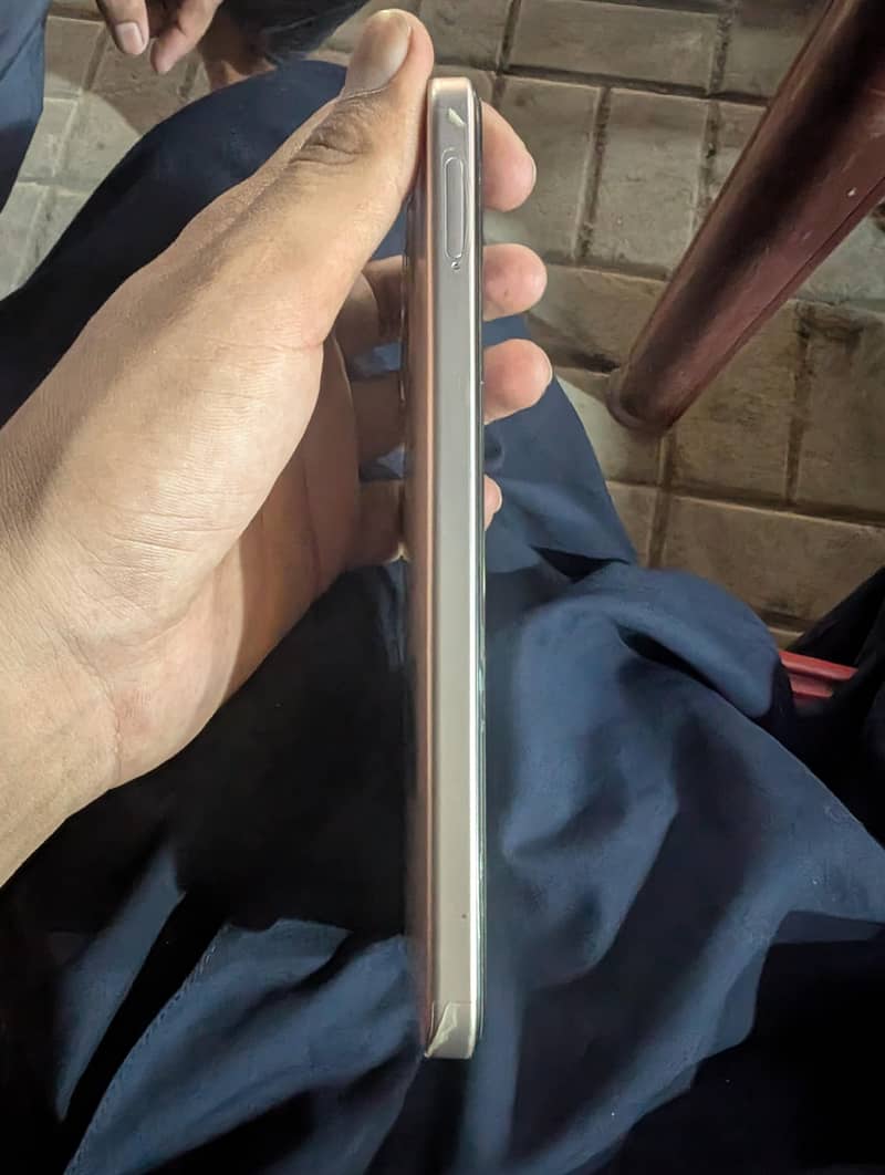 OPPO A6 4G 1