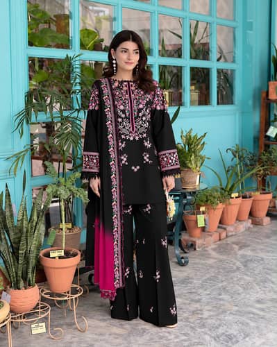 New luxury suit winter latest collection