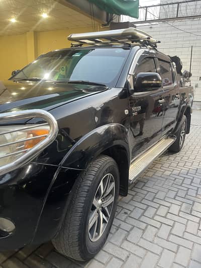 Toyota Hilux 2011