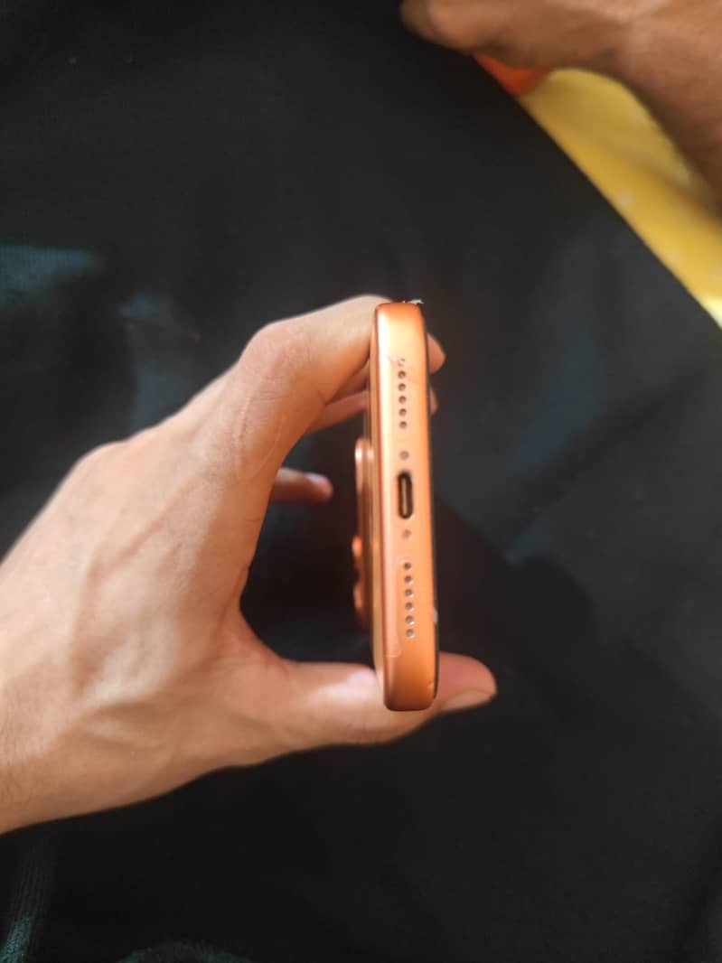Apple iPhone 17 Pro Max 5