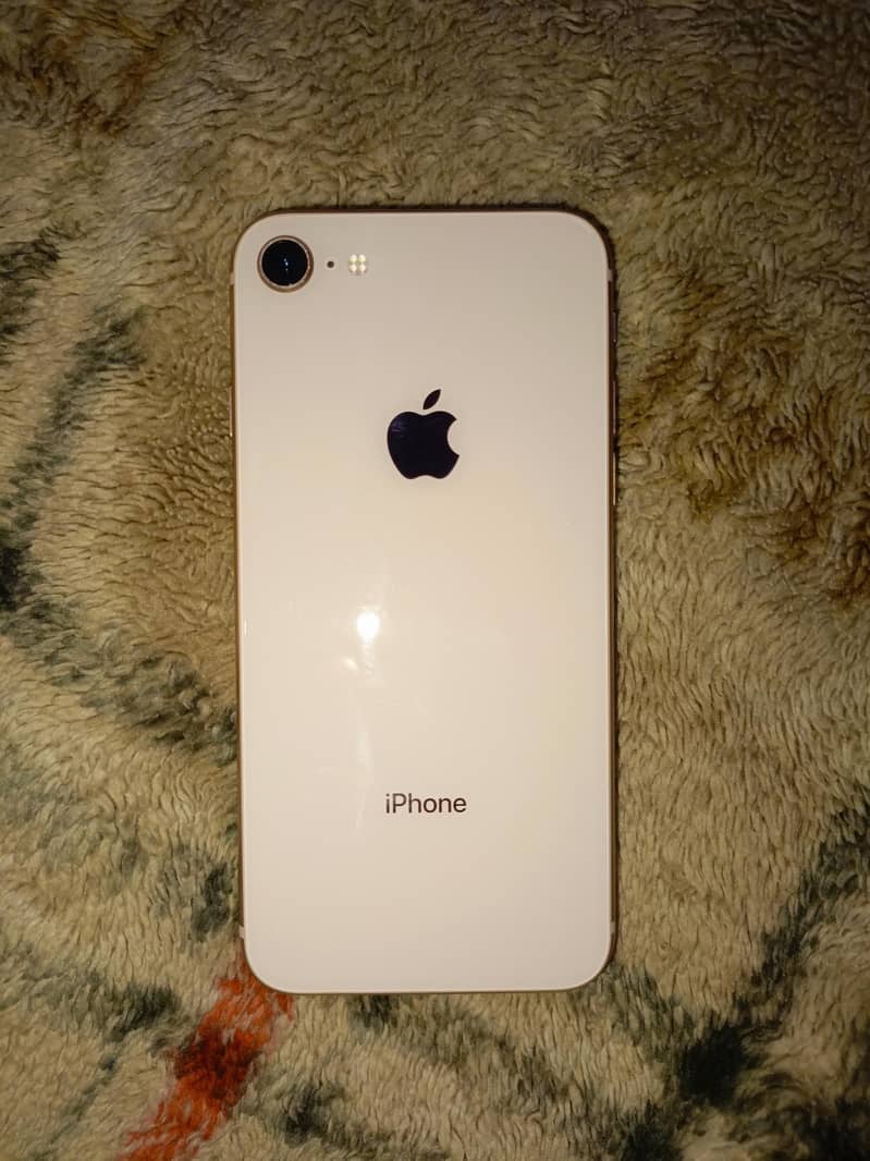 Apple iPhone 8 0