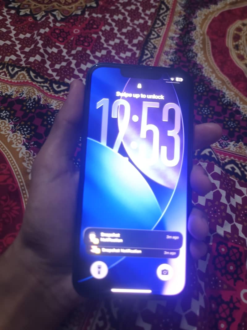 Apple iPhone 13 2