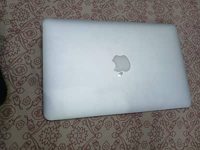 MacBook Air 11 inches Early 2015