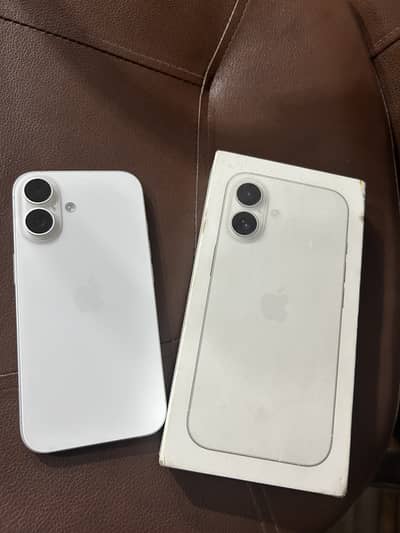 Apple iPhone 16
