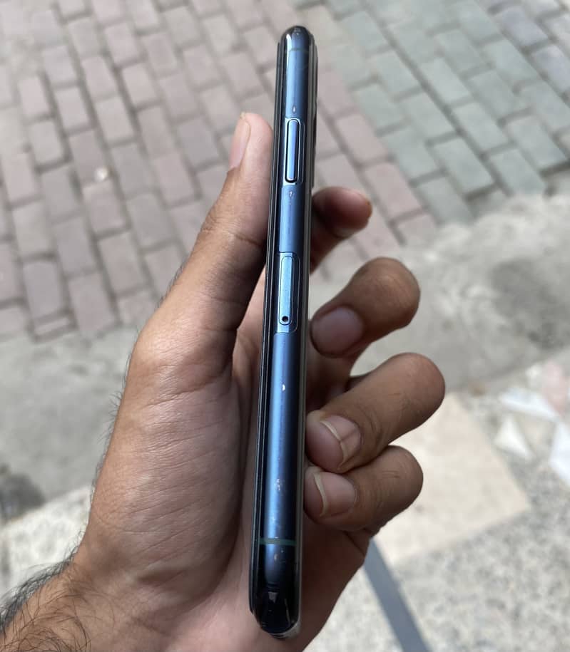 Apple iPhone 11 Pro 5