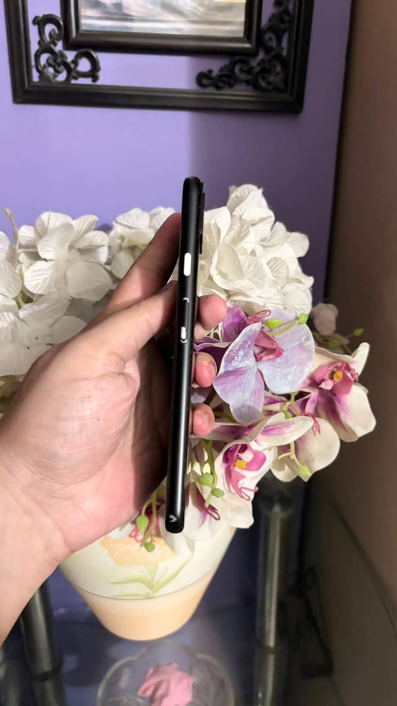 Google Pixel 4 XL read ad full 2
