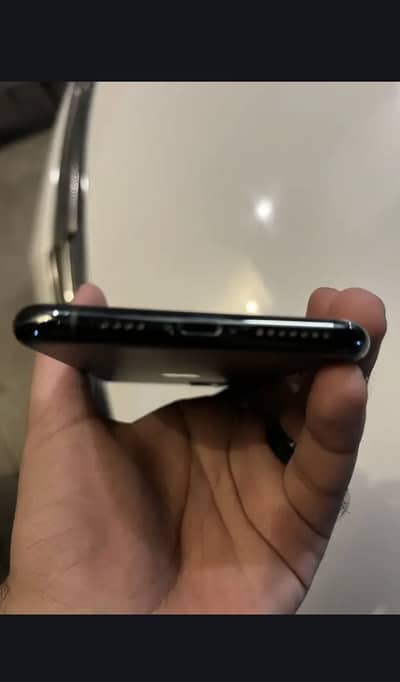 Apple iPhone 11 Pro Max 256GB battery 85 waterproof