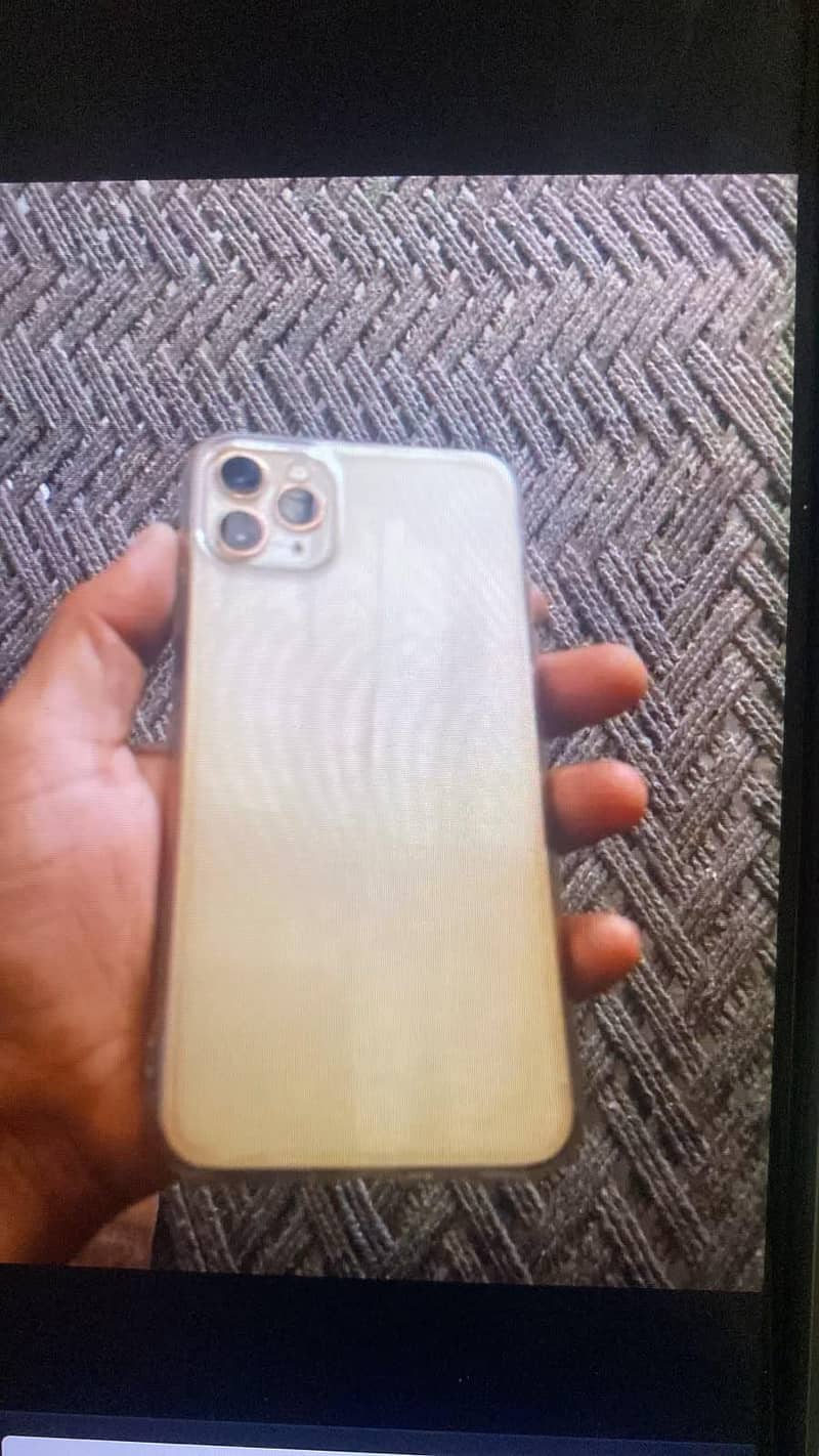 Apple iPhone 11 Pro Max 1