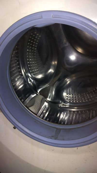 5 burner cabinet and automatic washing machine